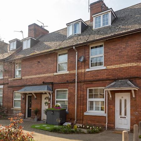 Hereford City - St Owens Terrace - Comfortable & Spacious Well Presented Three Storey House, Perfect For A Weekend Away & Exploring The City On Foot - Hosted By Rentmyhouse エクステリア 写真