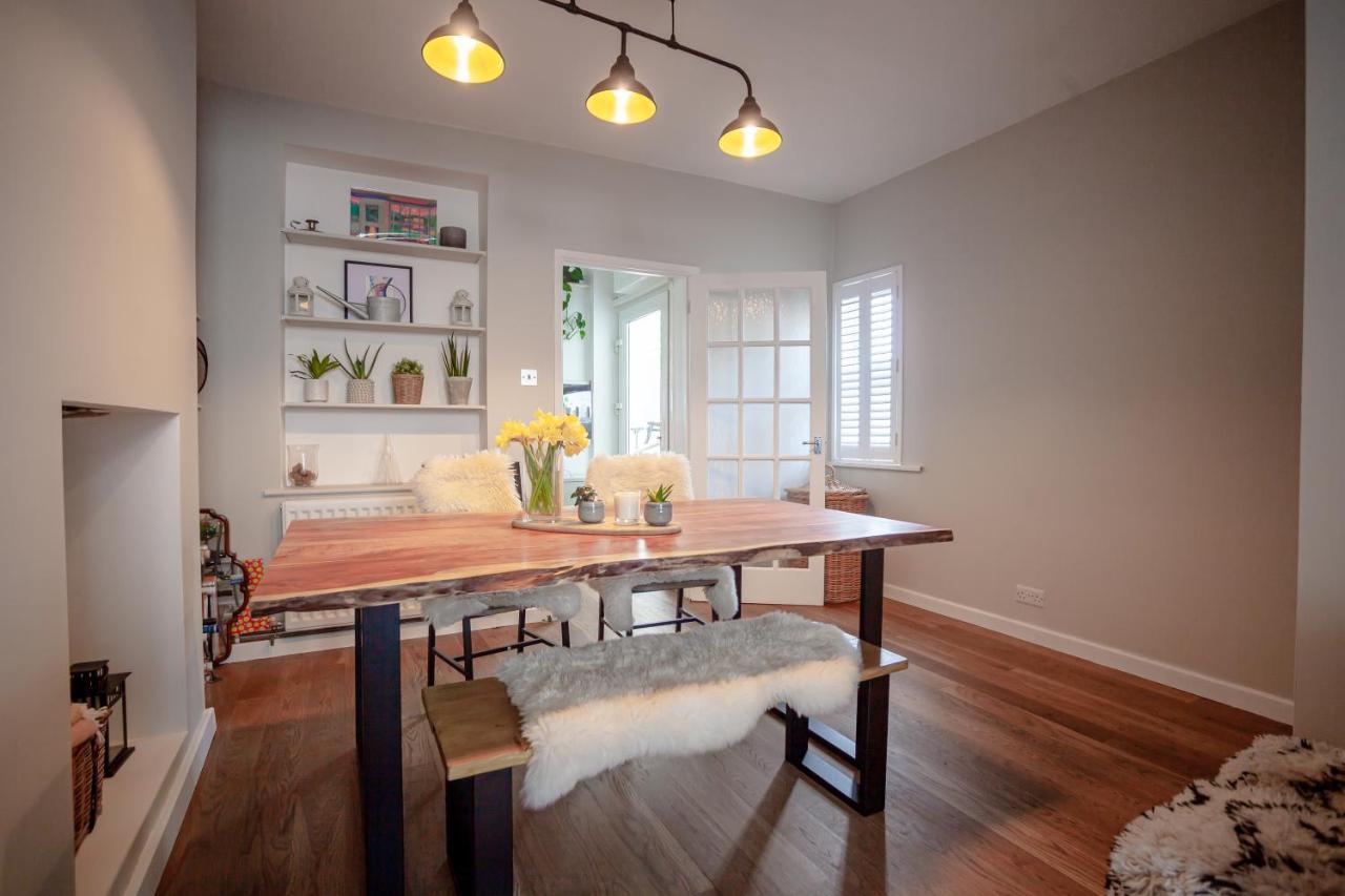 Hereford City - St Owens Terrace - Comfortable & Spacious Well Presented Three Storey House, Perfect For A Weekend Away & Exploring The City On Foot - Hosted By Rentmyhouse エクステリア 写真